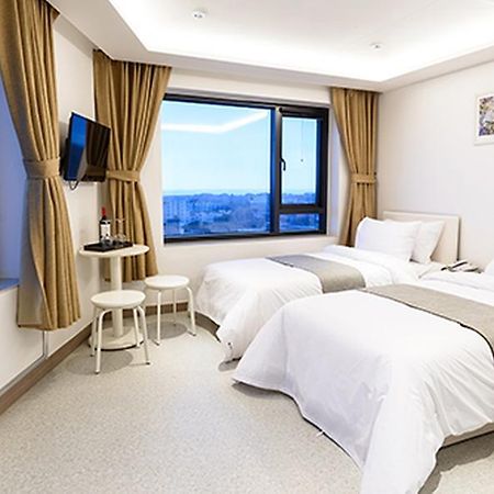 Rezion Hotel Seogwipo Exteriör bild