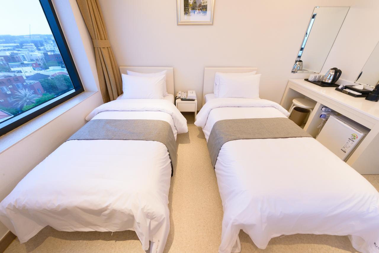 Rezion Hotel Seogwipo Exteriör bild