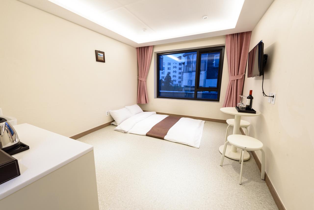 Rezion Hotel Seogwipo Exteriör bild